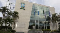Fachada da sede da CBF, a Casa do Futebol Brasileiro