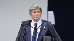 Ministro Luiz Fux durante sessão do plenário do STF, em foto de arquivo de setembro de 2025