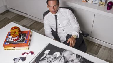 Caito Maia, fundador da Chilli Beans, em seu escritório (foto de arquivo)