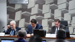 Gabriel Galípolo participa de comissão no Senado (imagem de arquivo, 2024)
