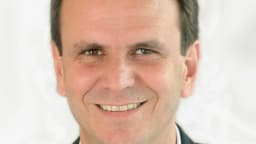 Retrato oficial de Eduardo Paes, candidato ao governo do Rio de Janeiro