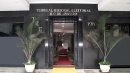 Fachada do prédio do Tribunal Regional Eleitoral do Rio de Janeiro (TRE-RJ)