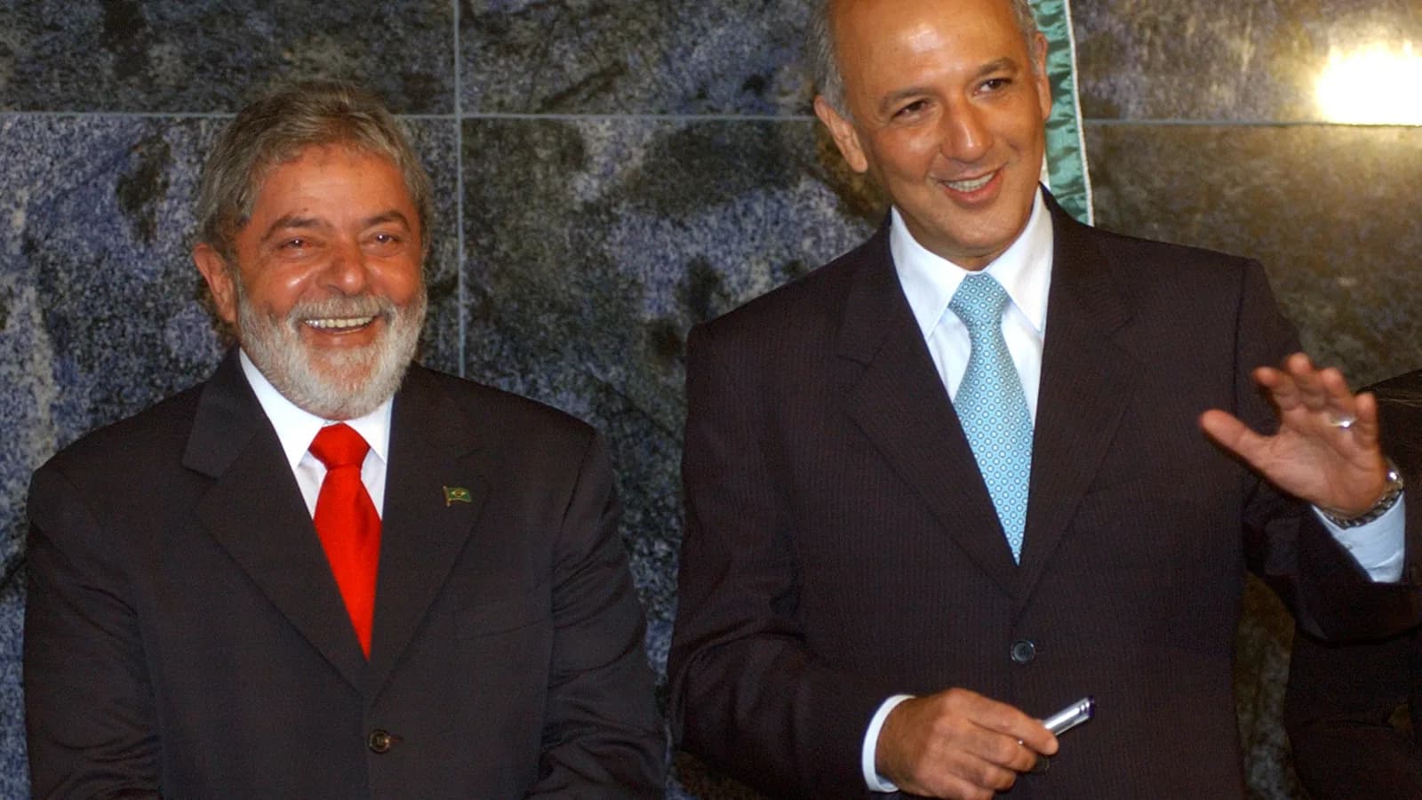 Ex-governador José Roberto Arruda ao lado do então presidente Lula, em foto de arquivo de 2008