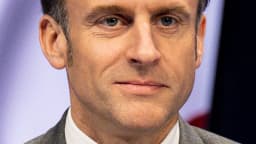 Retrato do presidente francês Emmanuel Macron
