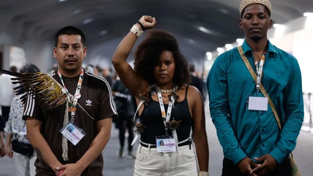 Representantes indígenas e quilombolas durante anúncio de cotas para o Itamaraty