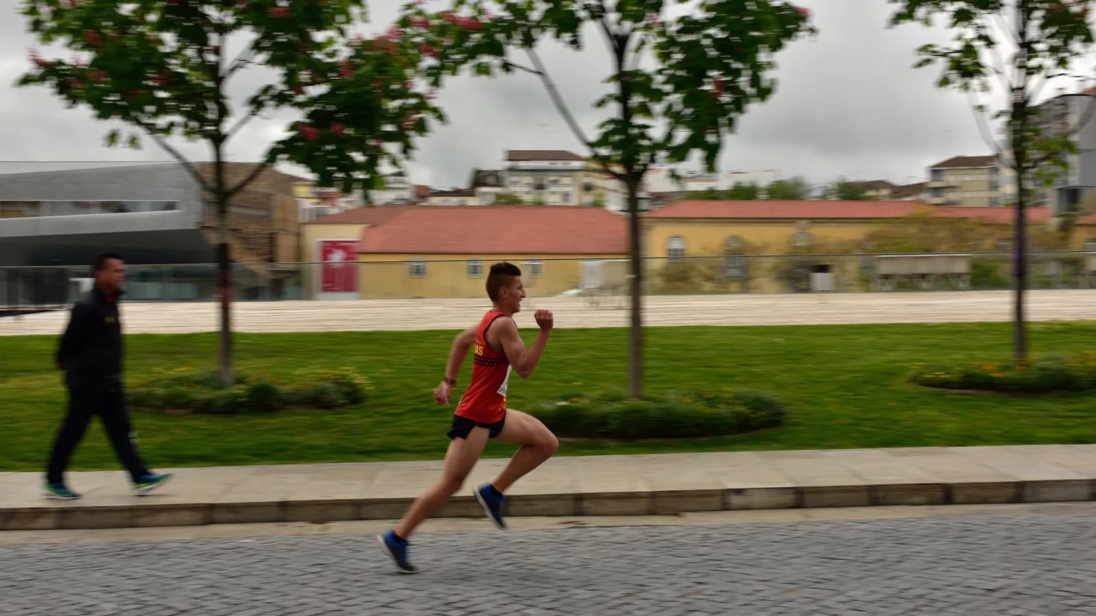 Corredor durante prova de meia maratona, foto de arquivo ilustrativa