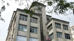 Fachada do prédio-sede da Polícia Civil do Estado da Bahia, em Salvador