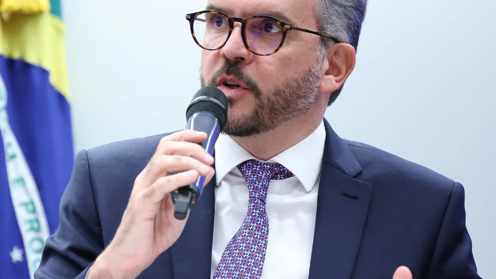 Ministro Tomé França discursa em audiência pública na Câmara dos Deputados