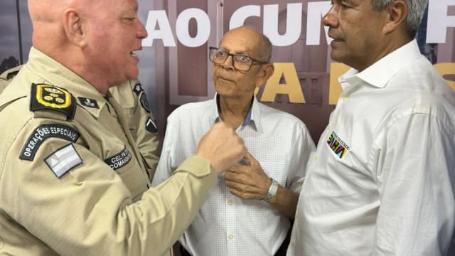 Governador Jerônimo Rodrigues em evento público em Araci, na Bahia