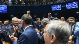 Flávio Bolsonaro (PL-RJ) durante sessão no Plenário do Senado Federal (foto de arquivo)