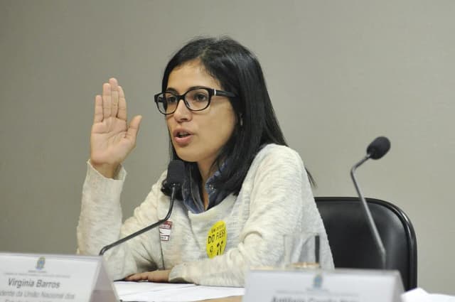 Sala de comissões do Senado Federal durante audiência pública realizada pela Comissão de Direitos Humanos e Legislação Participativa (CDH) que debate situação do Fundo de Financiam
