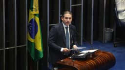 Parlamentar discursa no plenário do Congresso Nacional em Brasília, foto de arquivo de outubro de 2026