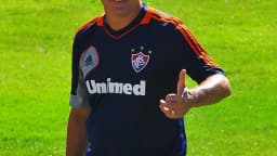 Dorival Júnior em campo durante treino, foto de arquivo