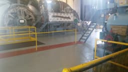 Sala de içamento do Poço Yates, no Laboratório Sanford, onde fica o experimento LZ