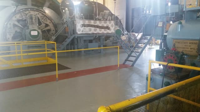 Sala de içamento do Poço Yates, no Laboratório Sanford, onde fica o experimento LZ