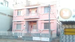 Rua e construções no centro de Goiânia, cidade-sede da Comurg