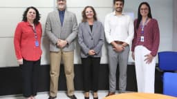 Equipe do Serpro reunida em visita institucional ao centro de dados em Brasília