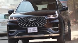Caoa Chery Tiggo 8, modelo fabricado na unidade de Anápolis, fotografado em outro mercado