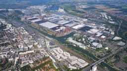 Vista aérea do complexo industrial da Volkswagen em Wolfsburg, na Alemanha