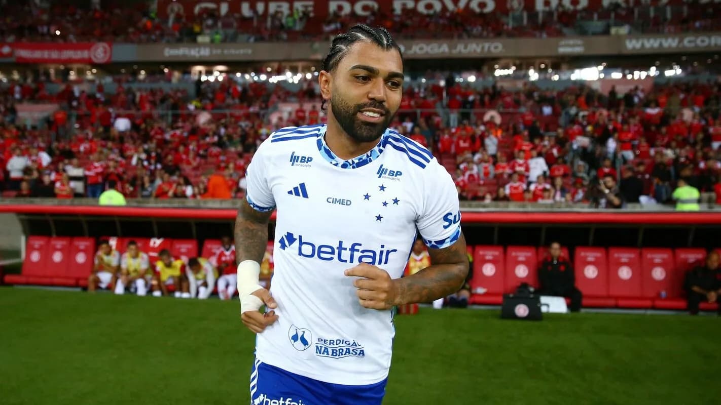 Gabigol em campo durante jogo pelo Cruzeiro, foto de arquivo (ele está emprestado ao Santos em 2026)