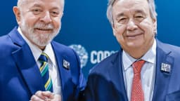 Lula cumprimenta o secretário-geral da ONU, António Guterres, em encontro anterior na sede das Nações Unidas
