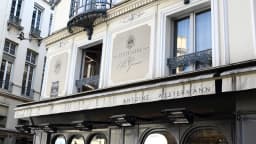 Fachada do restaurante Drouant, em Paris, onde o Prêmio Goncourt é tradicionalmente anunciado