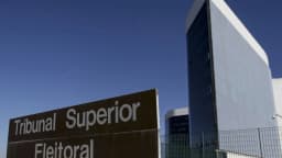 Fachada do prédio do Tribunal Superior Eleitoral, em Brasília