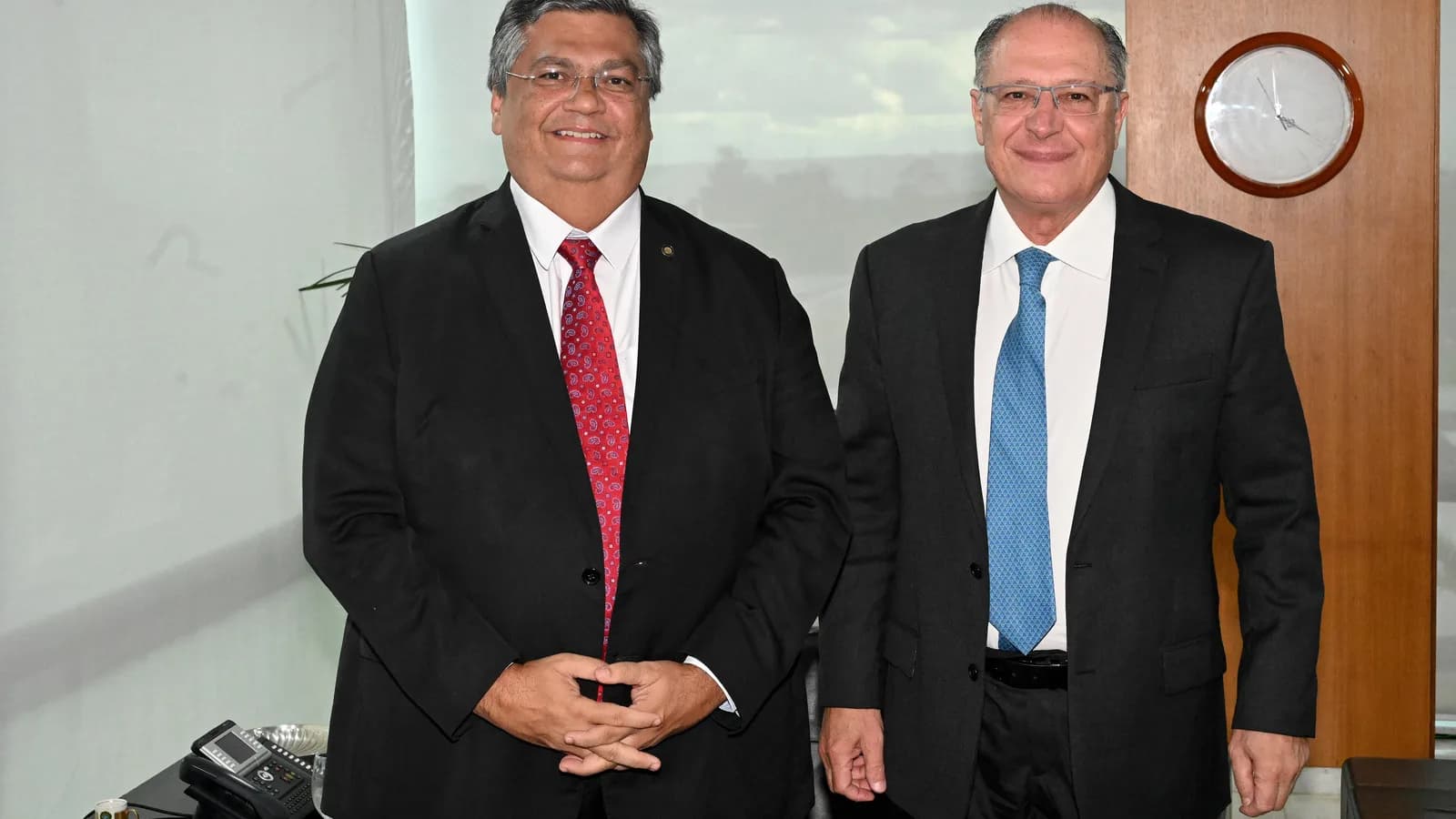 O ministro Flávio Dino ao lado de Geraldo Alckmin, em foto de arquivo