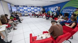 Plateia acompanha painel do TSE sobre combate à desinformação nas eleições