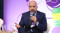Deputado discursa em fórum de políticas públicas para o câncer ginecológico na Câmara