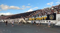 Torcida organizada do Comercial no estádio Palma Travassos, em Ribeirão Preto