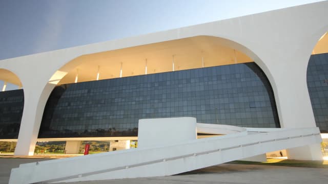 Fachada da Cidade Administrativa de Minas Gerais, sede do governo estadual, em Belo Horizonte