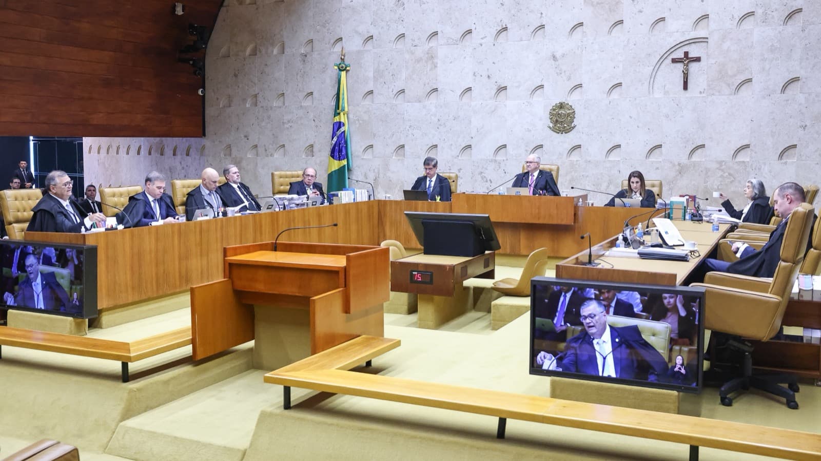 Ministros do STF reunidos em sessão plenária, foto de arquivo de abril de 2026