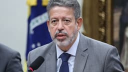 Deputado Arthur Lira durante reunião na Câmara dos Deputados