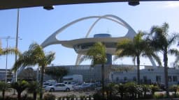 Theme Building, estrutura icônica do Aeroporto Internacional de Los Angeles (LAX)
