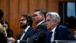 Flávio Bolsonaro em reunião da Comissão de Assuntos Econômicos do Senado