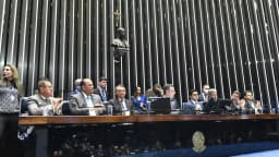 Plenário do Senado Federal durante sessão de votação de emenda constitucional