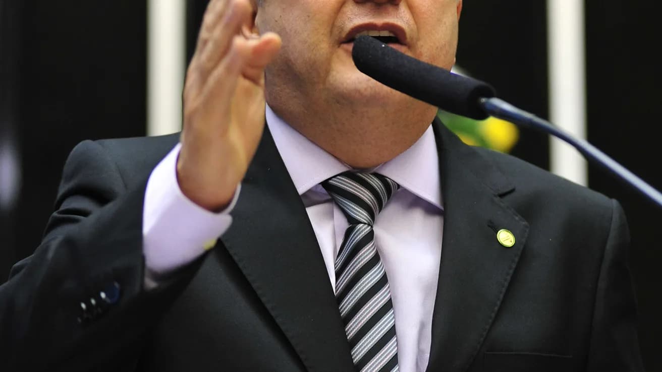 Anthony Garotinho discursa em plenário da Câmara dos Deputados