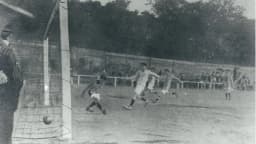 Partida histórica de futebol do Grêmio Foot-Ball Porto Alegrense em 1916