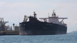 Navio petroleiro Nordic Brasília, operado pela Transpetro, atracado em terminal marítimo