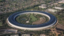 Vista aérea do Apple Park, sede circular da Apple em Cupertino