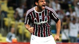 Fred comemora gol com a camisa do Fluminense, em foto de arquivo de sua época como jogador