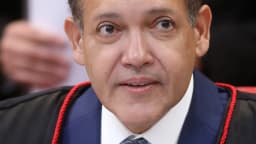 Kassio Nunes Marques aparece em sessão do TSE em foto de arquivo
