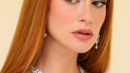 Marina Ruy Barbosa em evento de tapete vermelho, retrato de arquivo