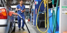 Subsídio de R$ 0,44 por litro da gasolina é prorrogado por 30 dias — Assuntos: gasolina, subsídio, petróleo, Oriente Médio