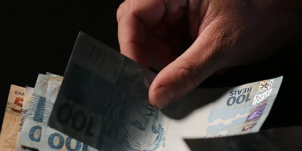 Imagem ilustrativa: Tire dúvidas sobre consignado para CLT, que entra em vigor nesta sexta — Assuntos: Crédito Consignado, iniciativa privada, MEI, CLT