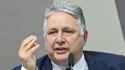 Anthony Garotinho discursa durante CPI do Crime Organizado no Senado