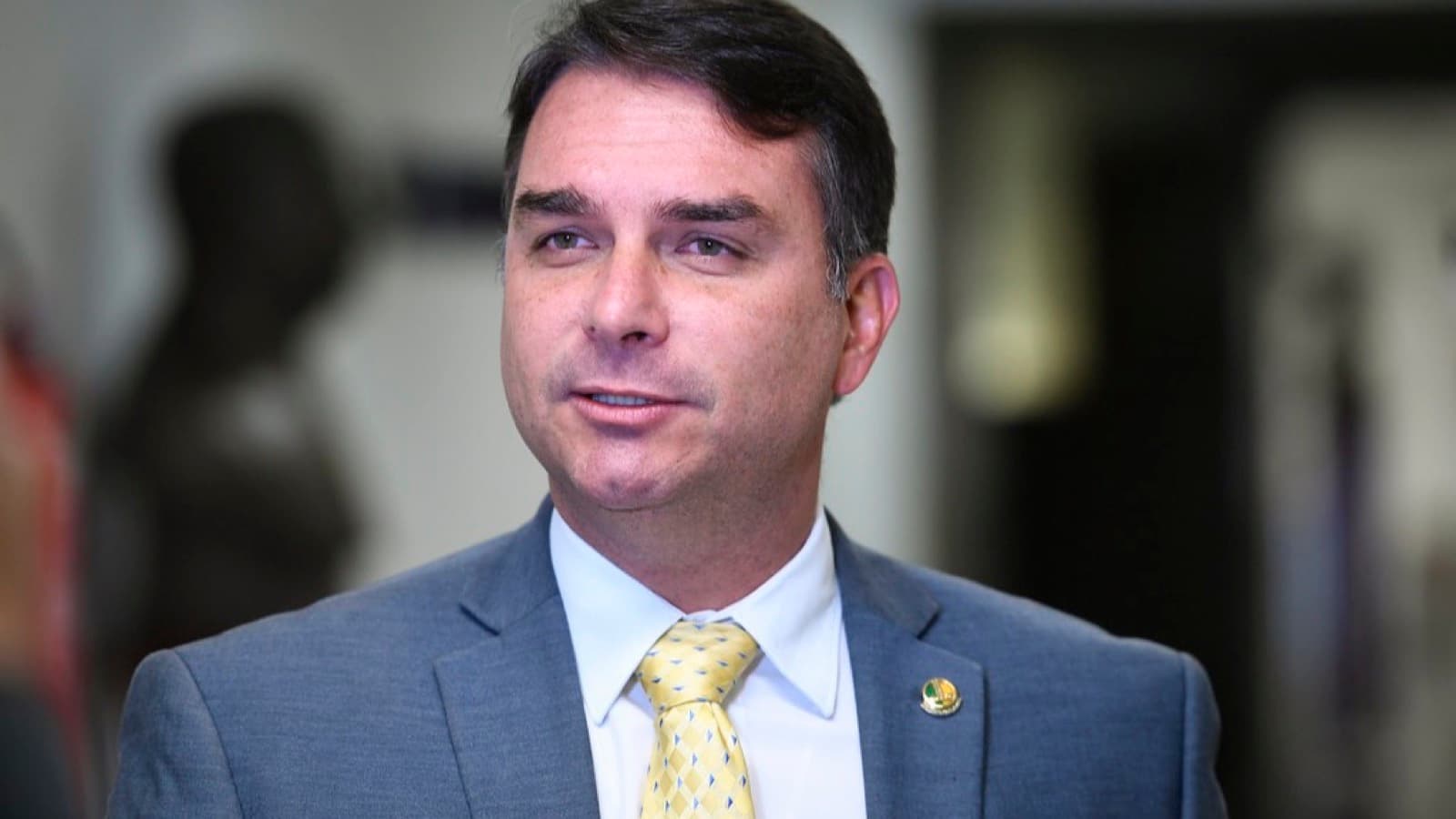 Senador Flávio Bolsonaro (PL-RJ) concede entrevista em Brasília