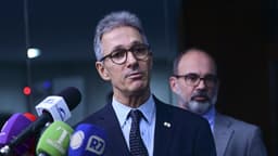 Romeu Zema concede entrevista coletiva à imprensa em Brasília (foto de arquivo)