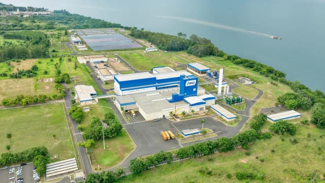 Vista aérea da fábrica da Genu-in, empresa da JBS, em Presidente Epitácio